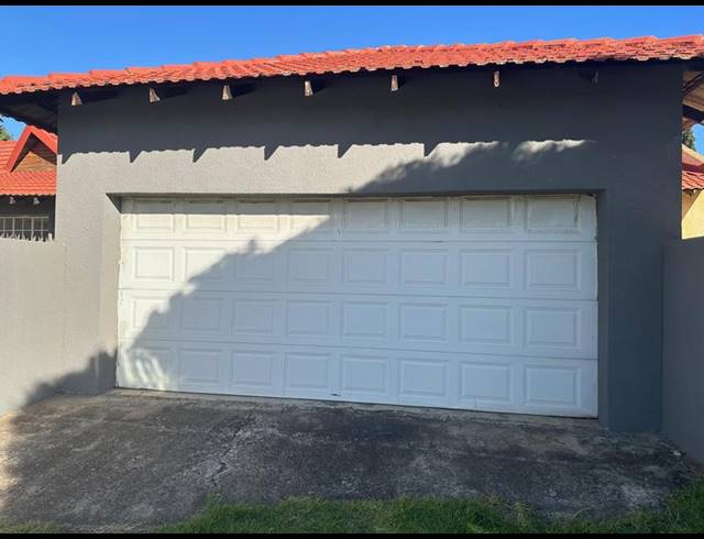 3 BEDROOM PROPERTY TO RENT IN GLEN MARAIS